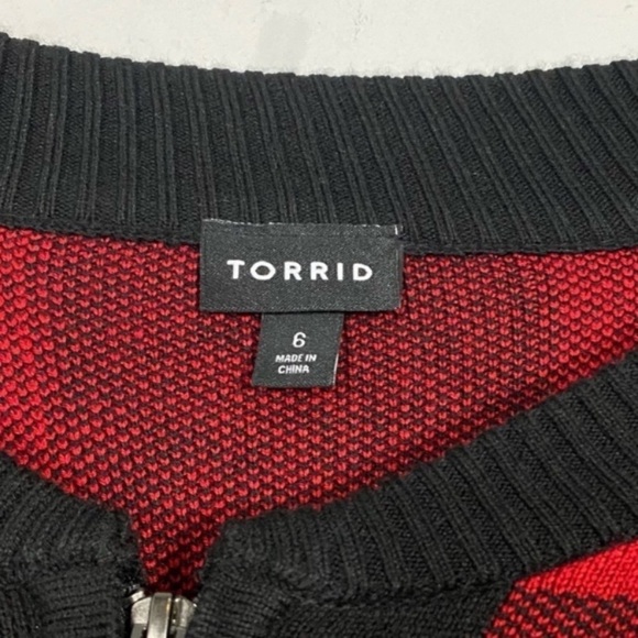 TORRID Cardigan Zip Bomber Sweater Buffalo Plaid Red Black Preppy Academia NEW - Picture 10 of 12